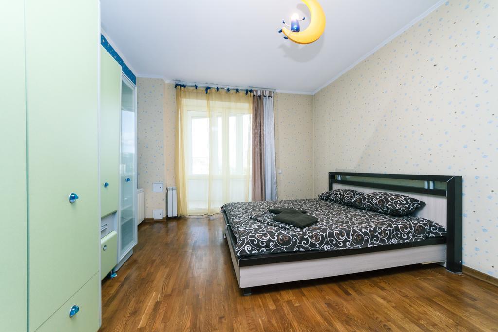 Two-Storey Apartment Near Iec Kiev Esterno foto